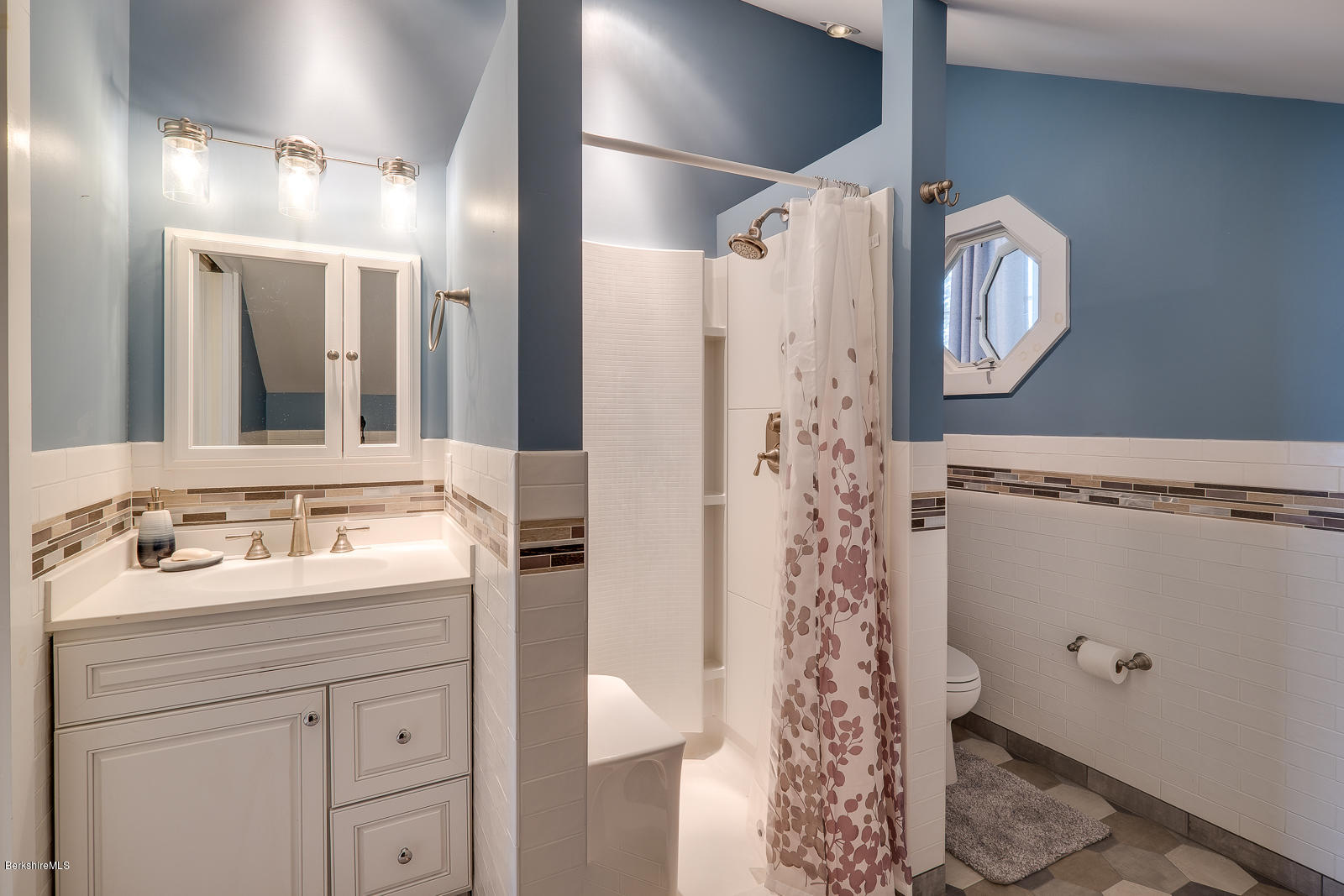 26 Stoney Ledge Road Williamstown, MA 01267 - Photo 27 of 50 26-Stoney-Ledge-Web-34