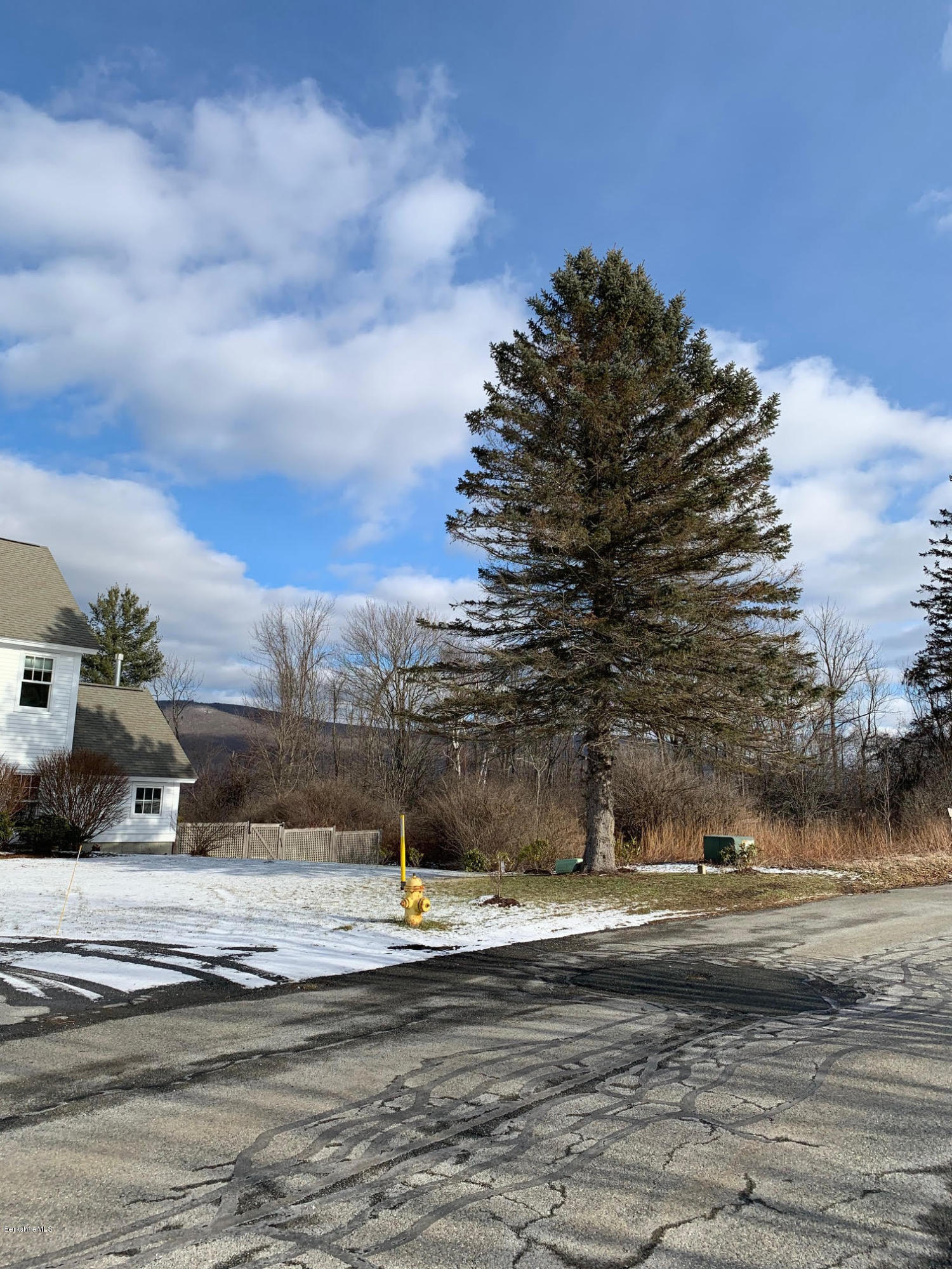26 Stoney Ledge Road Williamstown, MA 01267 - Photo 42 of 50 3