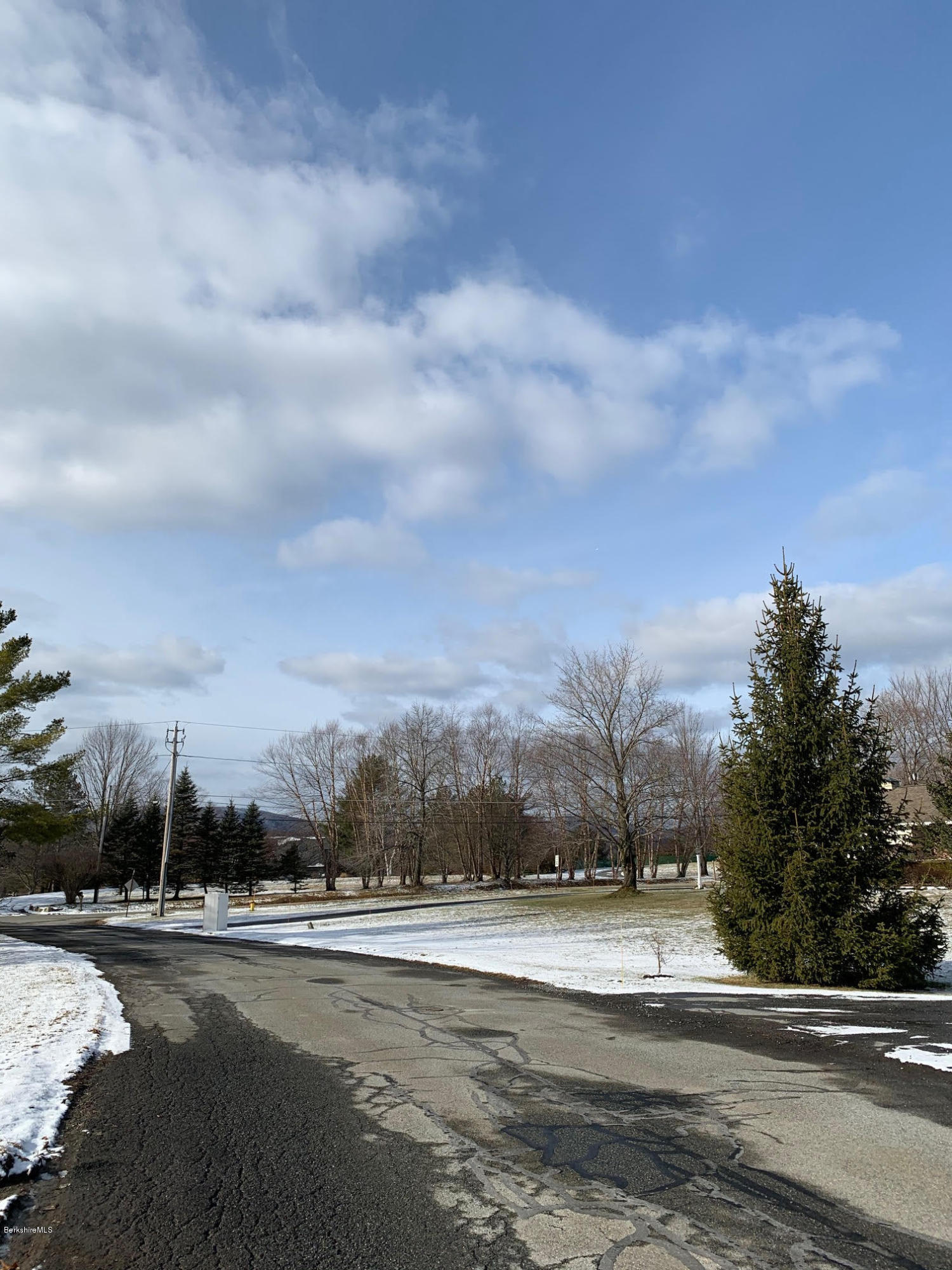 26 Stoney Ledge Road Williamstown, MA 01267 - Photo 44 of 50 5