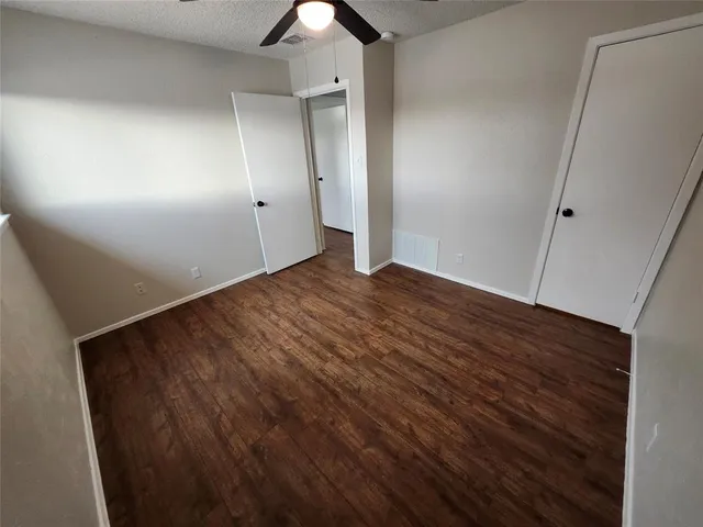 $265,000 | 713 Cain Drive, Lake Dallas, TX 75065