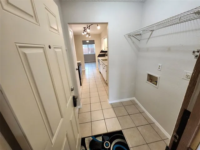 $265,000 | 713 Cain Drive, Lake Dallas, TX 75065