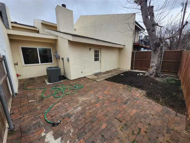 $265,000 | 713 Cain Drive, Lake Dallas, TX 75065