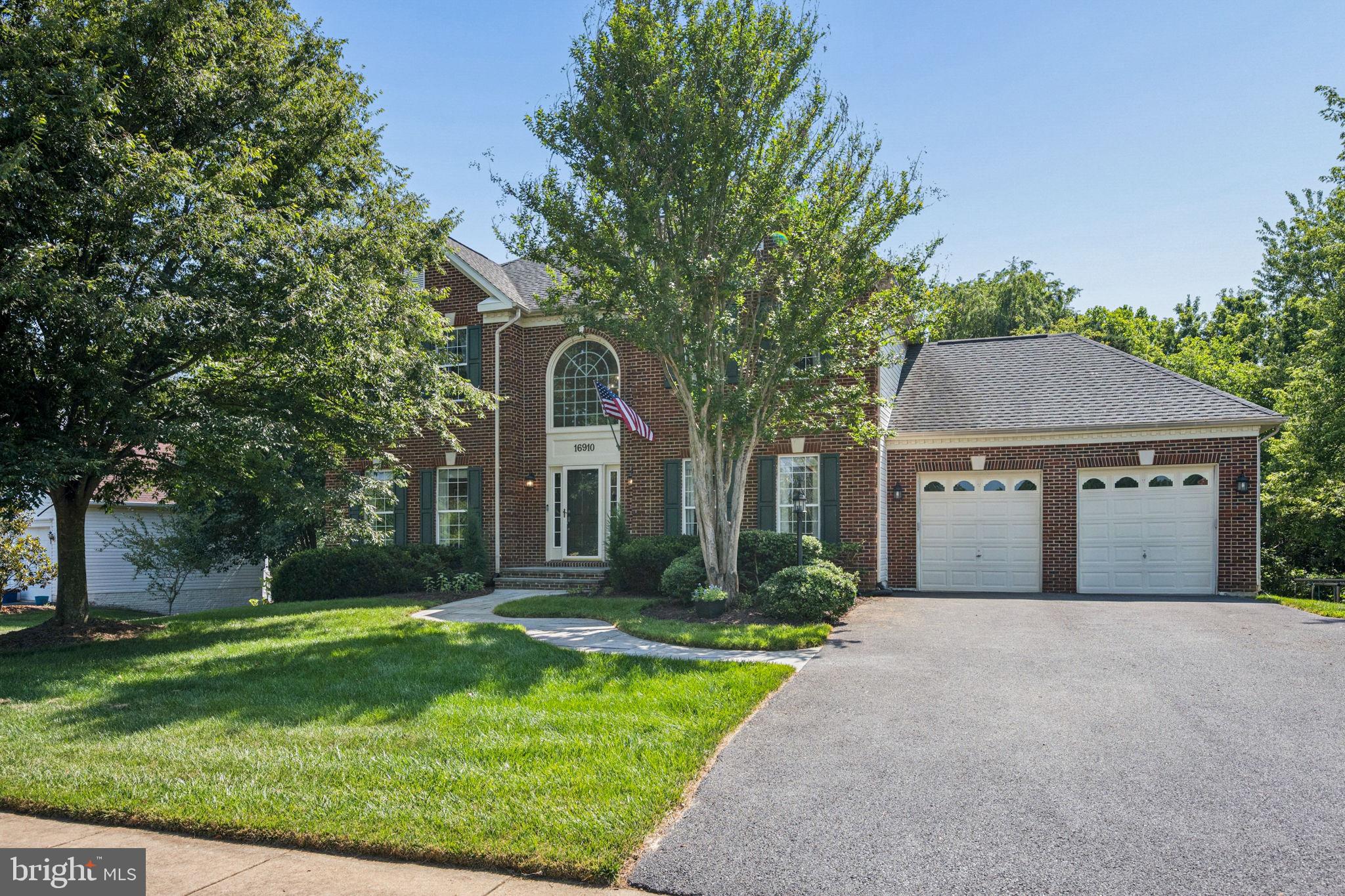 16910 Hillard Street Poolesville, MD 20837 - Photo 4 of 85