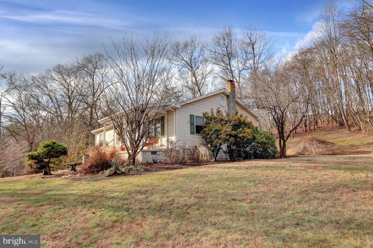 1354 Pisgah State Road Shermans Dale, PA 17090 - Photo 5 of 57