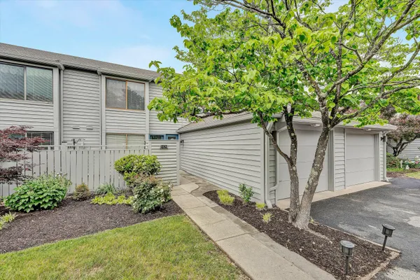 $349,900 | 2428 Post Oak Road, Unit 2428, Salem, VA 24153