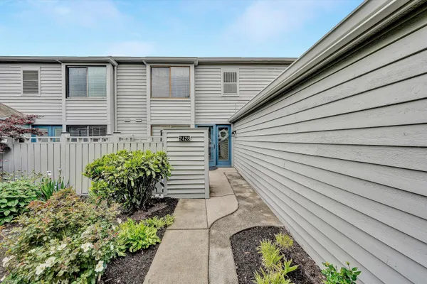 $349,900 | 2428 Post Oak Road, Unit 2428, Salem, VA 24153