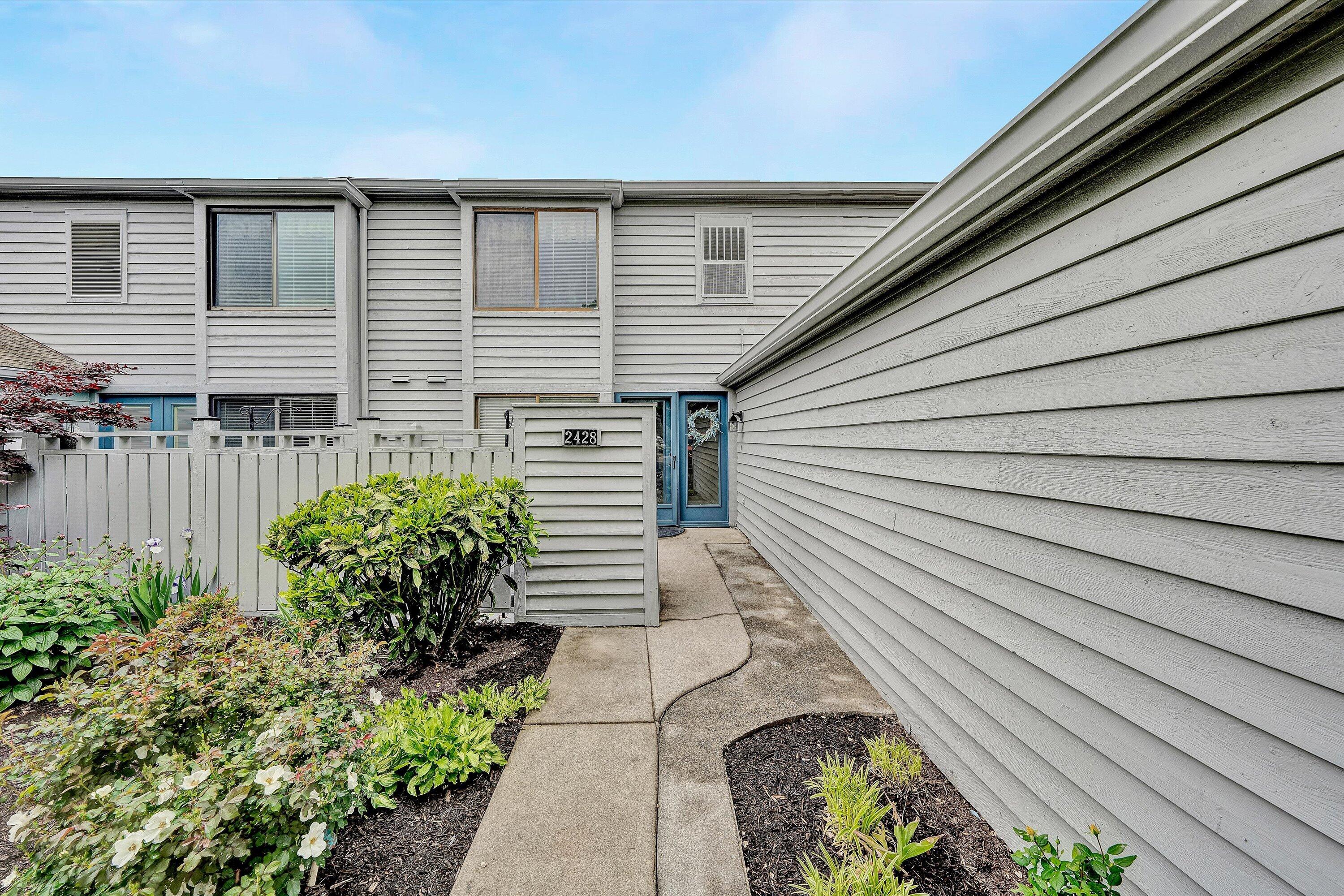 2428 Post Oak Road, Unit 2428 Salem, VA 24153 - Photo 3 of 27 03-DSC00181