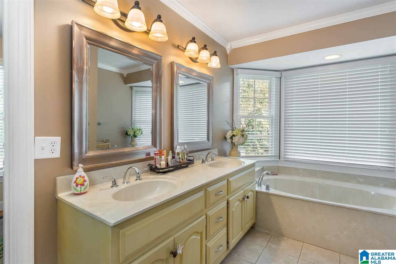 3006 Hunters Run Gardendale, AL 35071 - Photo 19 of 48