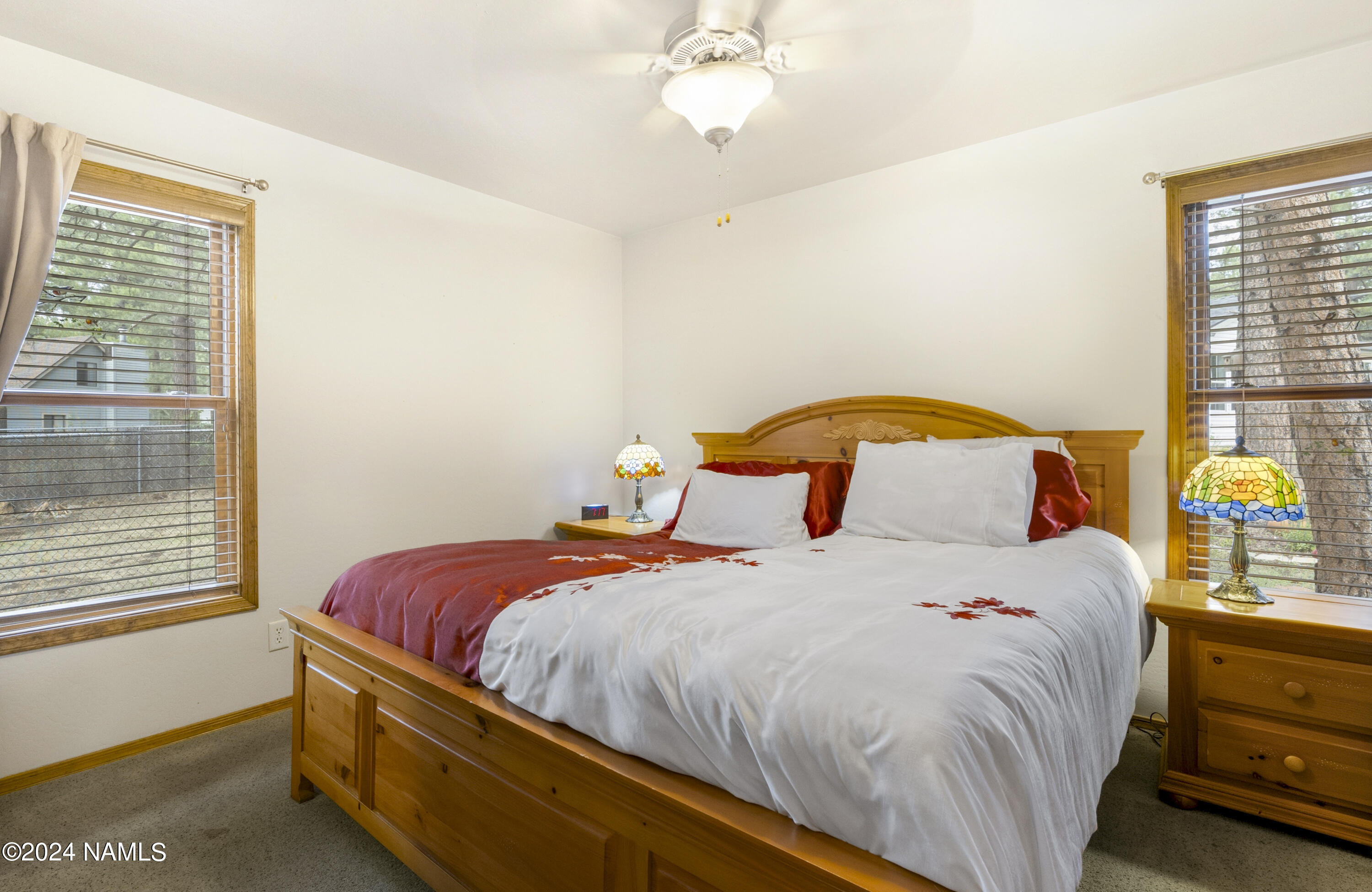 3120 Toho Trail Flagstaff, AZ 86005 - Photo 12 of 37 Primary bedroom