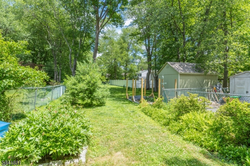 37 Fox Hill Road Denville, NJ 07834 - Photo 43 of 46