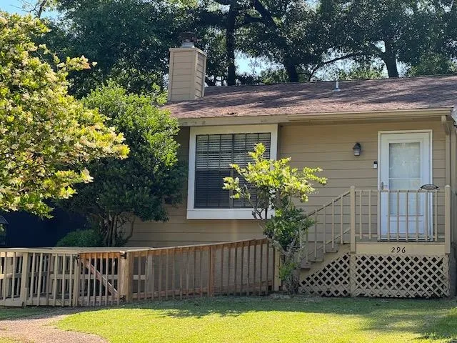 $200,000 | 296 Whetherbine Way East, Tallahassee, FL 32301