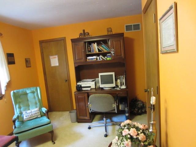 1200 F McGovern Road Houston, PA 15342 - Photo 10 of 25 Gallery Image 10
