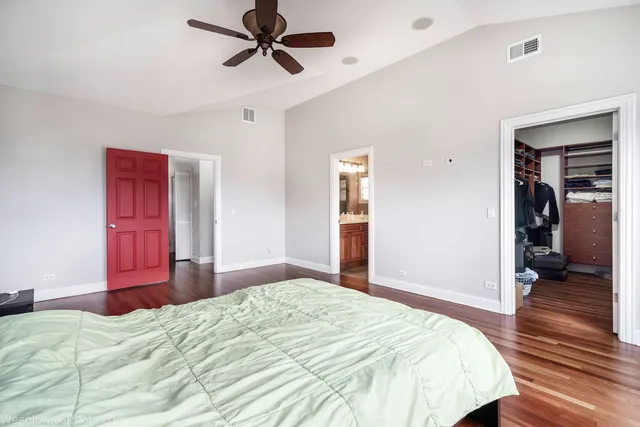 $449,900 | 6140 West Gunnison Street, Unit 3, Chicago, IL 60630