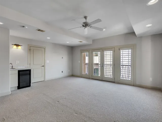 $3,400 | 1910 Summer Street, Unit C, Houston, TX 77007