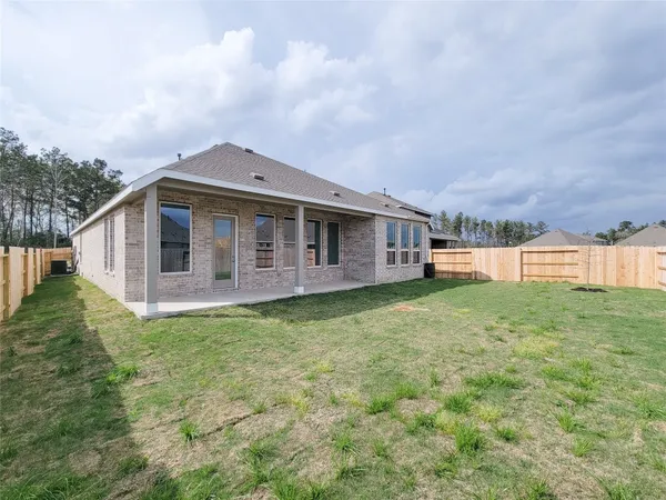 $2,795 | 17850 Aile Pierre Pass, Conroe, TX 77302