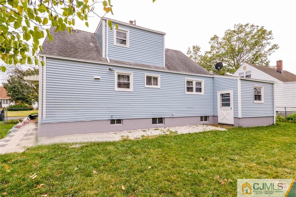 16 Stockton Road New Brunswick, NJ 08901 - Photo 25 of 25 a front view of house with yard