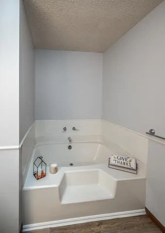 $469,990 | 409 Willow Street, Farmington, MN 55024