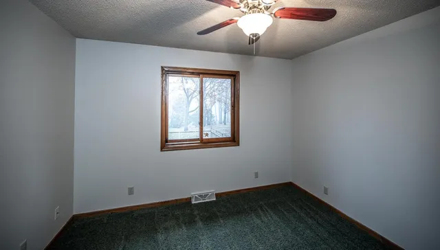 $469,990 | 409 Willow Street, Farmington, MN 55024