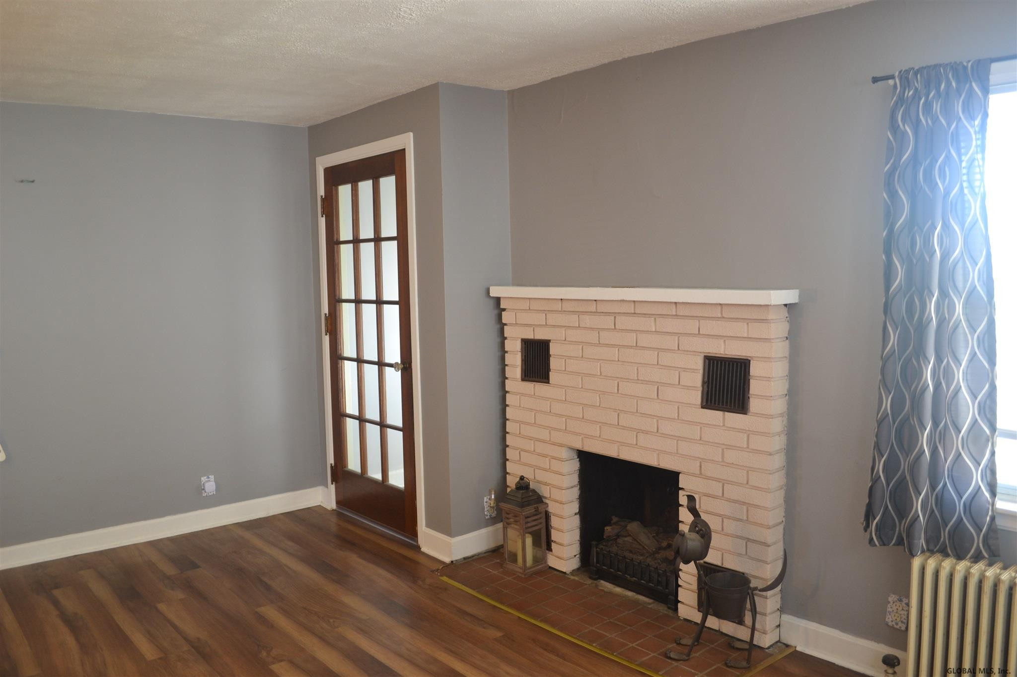 1315 Curry Road Rotterdam, NY 12306 - Photo 4 of 18 Photo 4