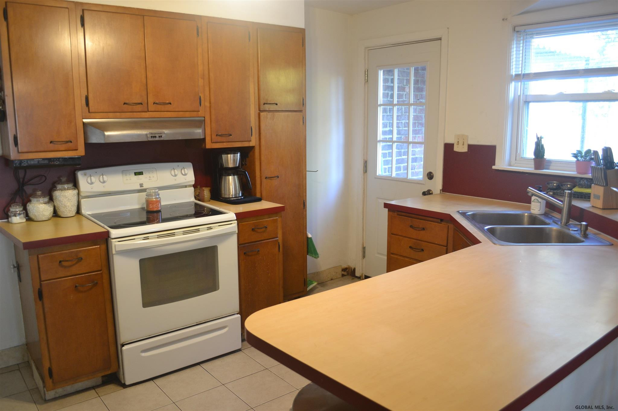 1315 Curry Road Rotterdam, NY 12306 - Photo 7 of 18 Photo 7