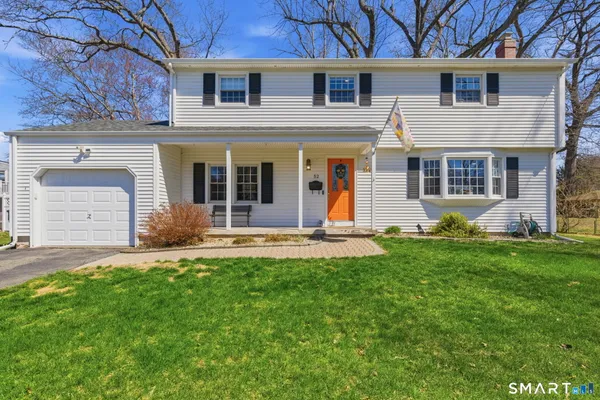 $389,900 | 52 Briarwood Lane, East Hartford, CT 06118