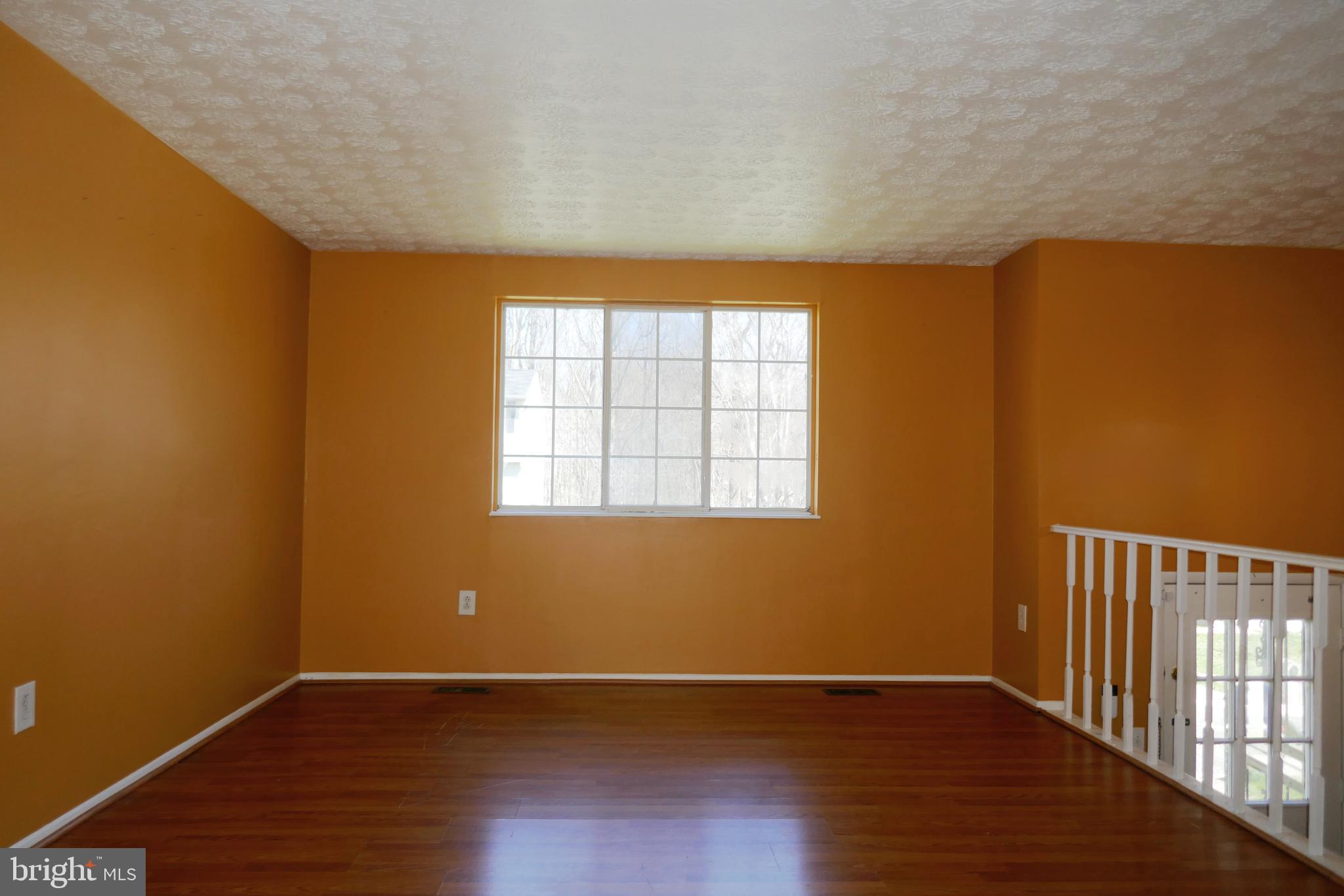12107 Deka Road Clinton, MD 20735 - Photo 3 of 29 Gallery Image 3