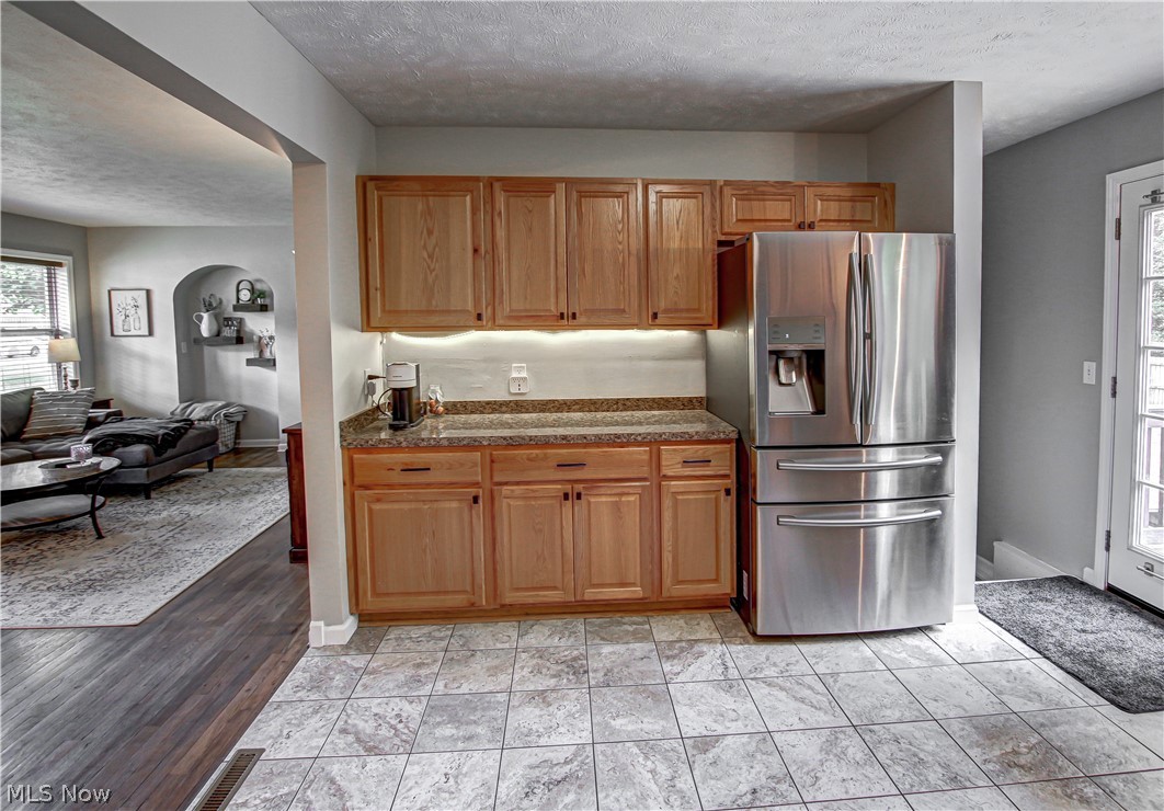 10107 Johnnycake Ridge Road Painesville, OH 44077 - Photo 10 of 35