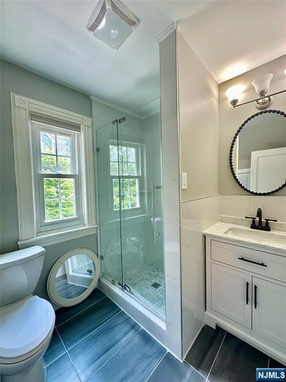 106 Clarendon Place Hackensack, NJ 07601 - Photo 12 of 23