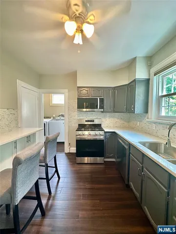 $850,000 | 106 Clarendon Place, Hackensack, NJ 07601