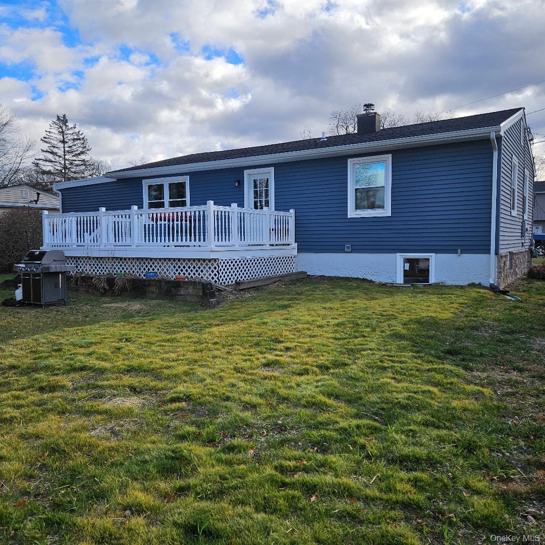 28 Cardinal Drive Poughkeepsie, NY 12601 - Photo 2 of 20 a view of a house with a swimming pool