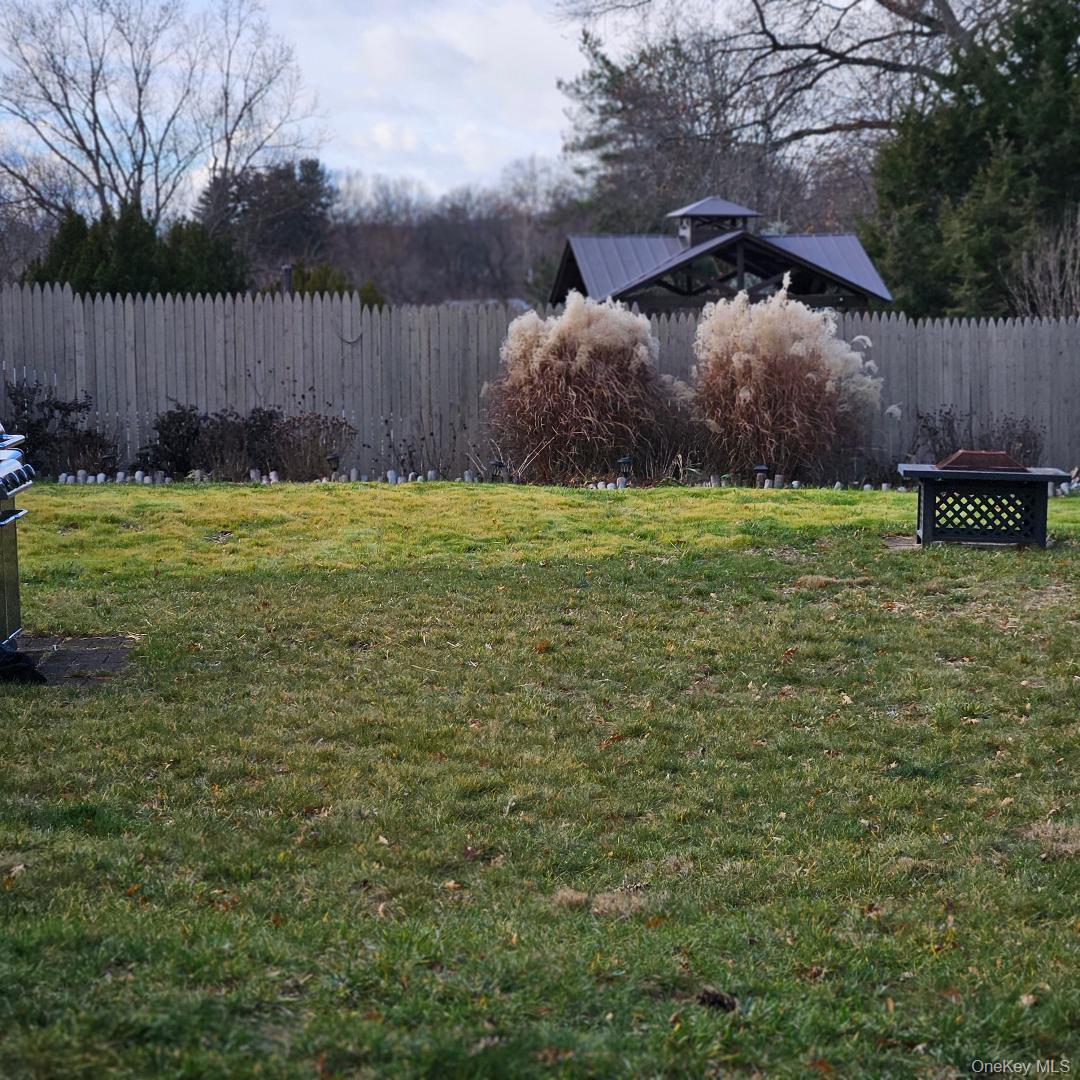 28 Cardinal Drive Poughkeepsie, NY 12601 - Photo 4 of 20 a view of a backyard