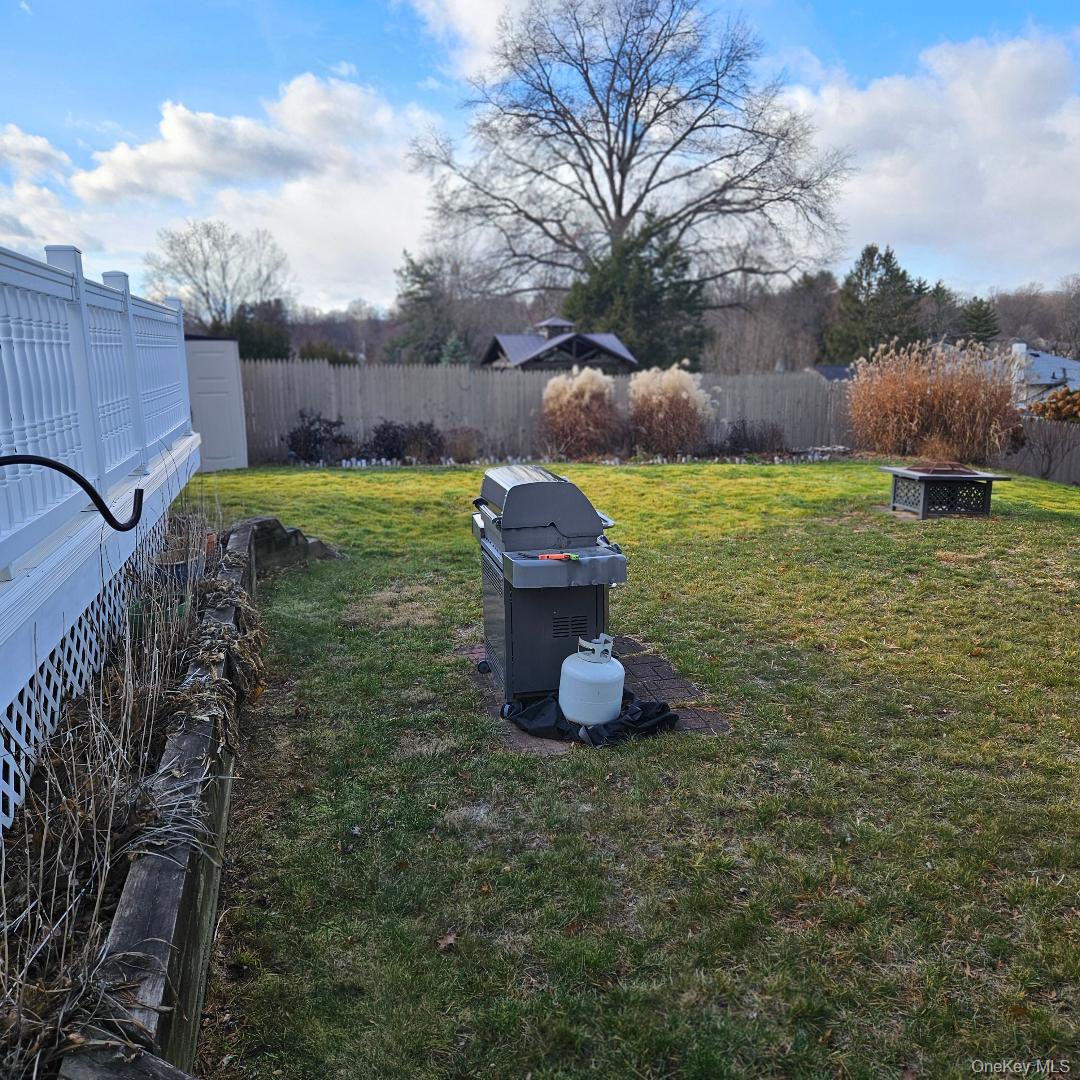 28 Cardinal Drive Poughkeepsie, NY 12601 - Photo 5 of 20 a view of a yard in front of the house