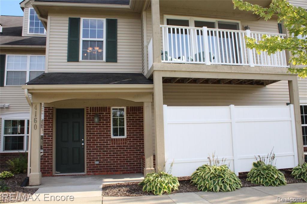 4160 Hampton Ridge Boulevard, Unit 84 Howell, MI 48843 - Photo 5 of 47