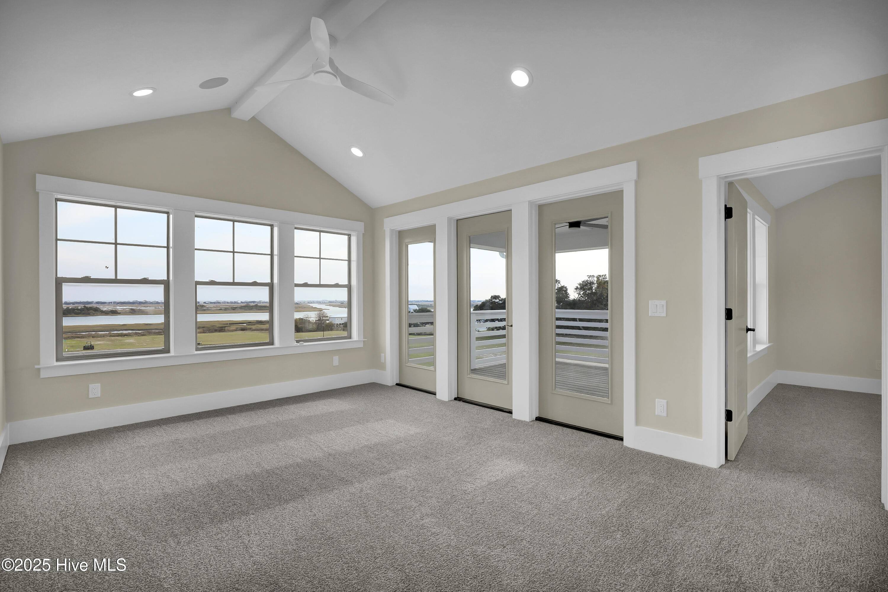 26 Solstice Way Hampstead, NC 28443 - Photo 16 of 49 Primary Bedroom