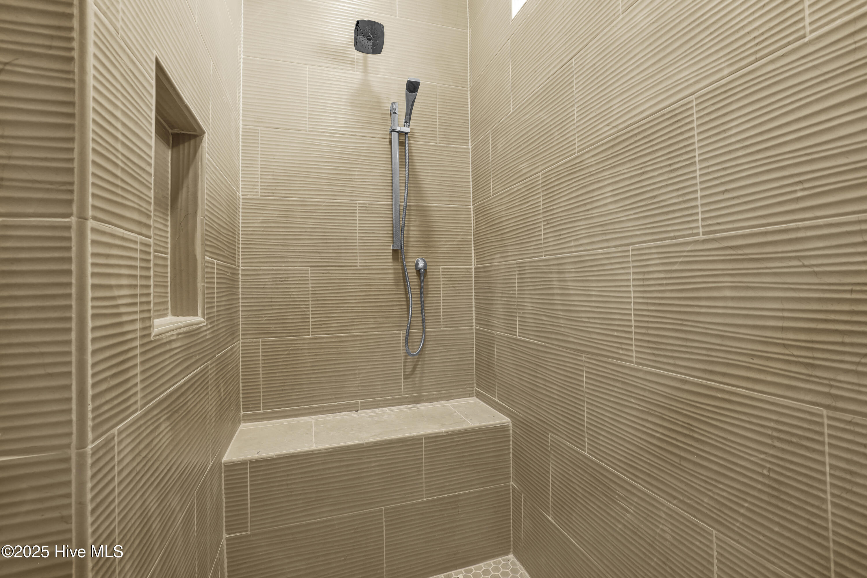 26 Solstice Way Hampstead, NC 28443 - Photo 18 of 49 Walk-in Shower