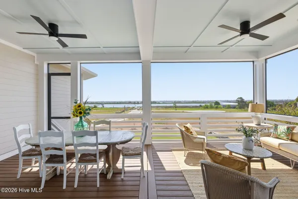 $1,746,797 | 26 Solstice Way, Hampstead, NC 28443