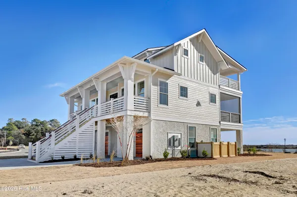 $1,746,797 | 26 Solstice Way, Hampstead, NC 28443