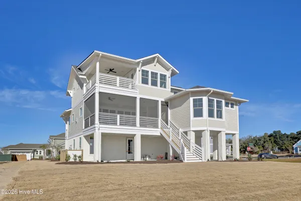 $1,746,797 | 26 Solstice Way, Hampstead, NC 28443