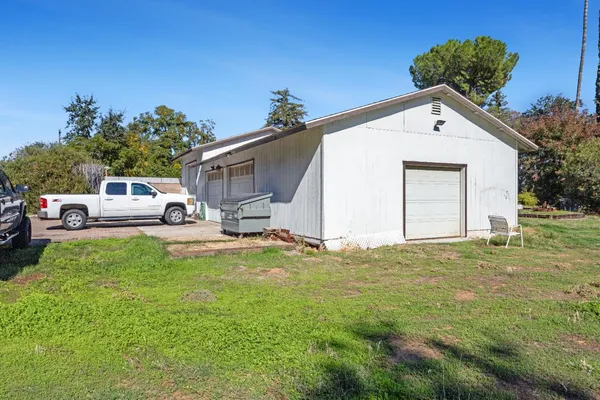 $874,000 | 7747 East Nees Avenue, Clovis, CA 93619