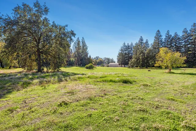 $935,000 | 7747 East Nees Avenue, Clovis, CA 93619