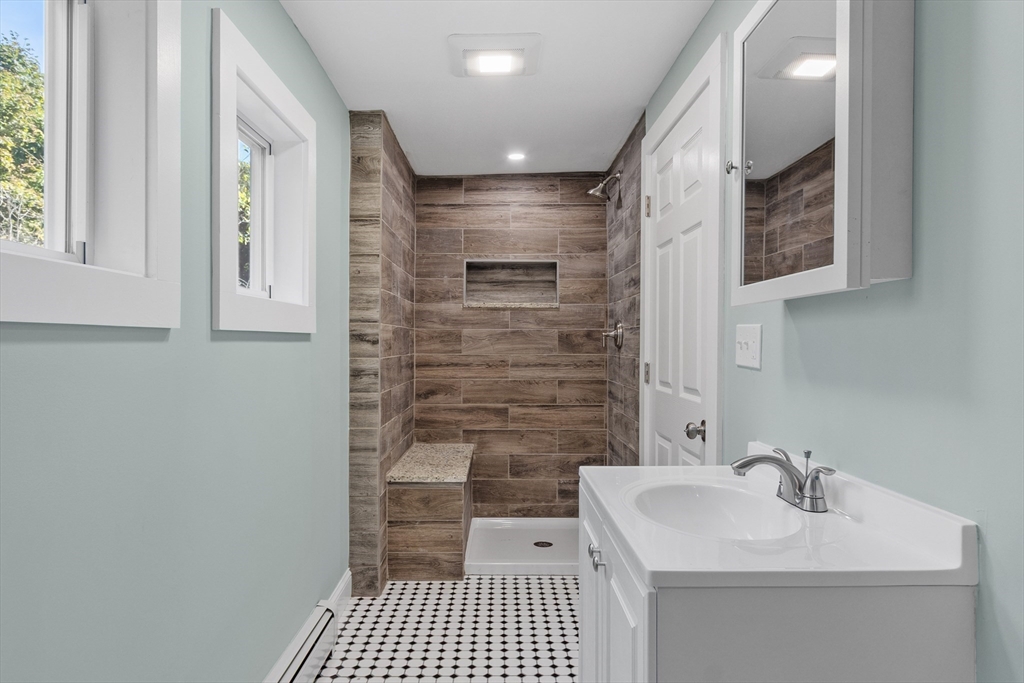 17 Prospect Street Templeton, MA 01436 - Photo 15 of 34