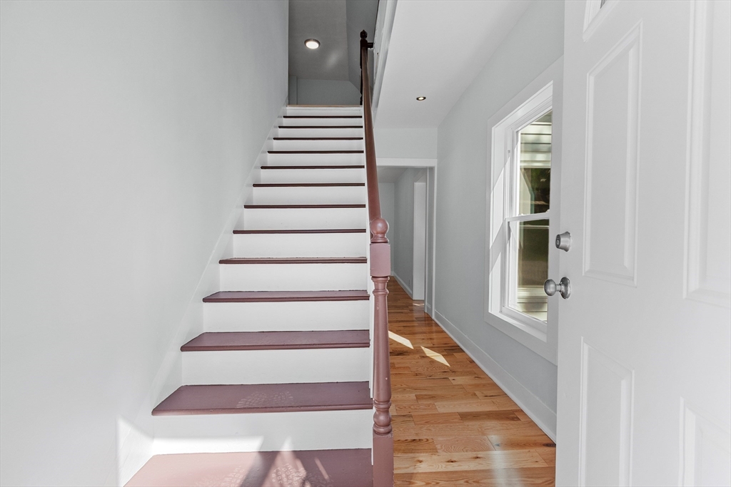 17 Prospect Street Templeton, MA 01436 - Photo 18 of 34