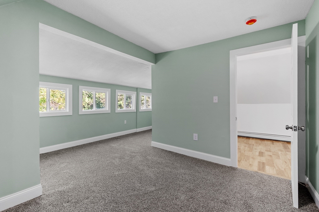 17 Prospect Street Templeton, MA 01436 - Photo 23 of 34