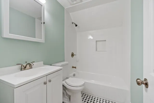 $409,900 | 17 Prospect Street, Templeton, MA 01436