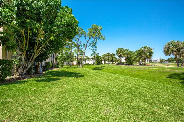 a view of a golf course