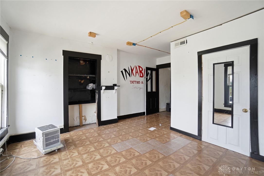 517 Broadway Street, Unit 515 Springfield, OH 45504 - Photo 22 of 29 This versatile interior space offers a blank canvas for customization and renovation.