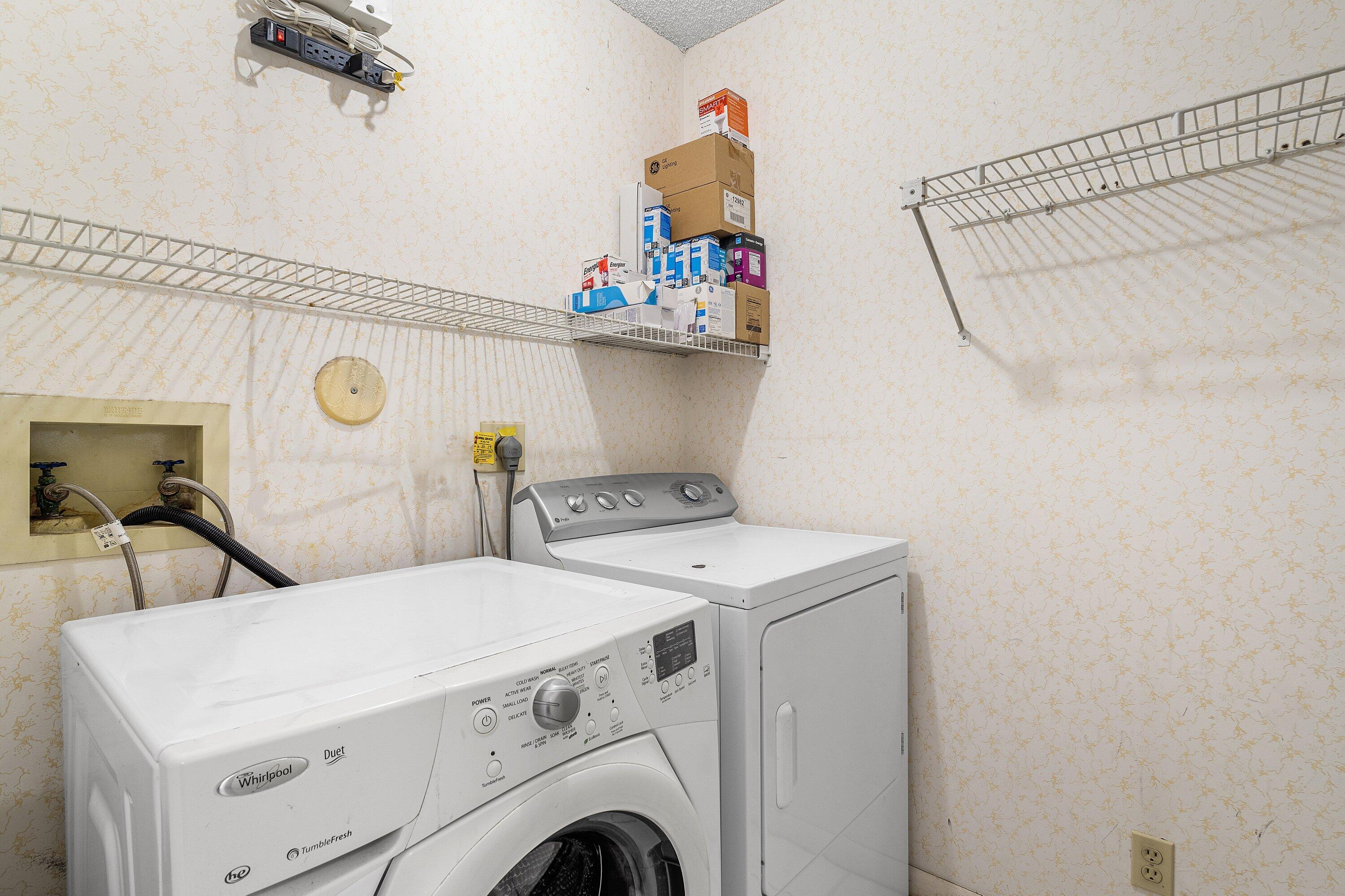 8077 Springtree Road Boca Raton, FL 33496 - Photo 13 of 35 LAUNDRY ROOM