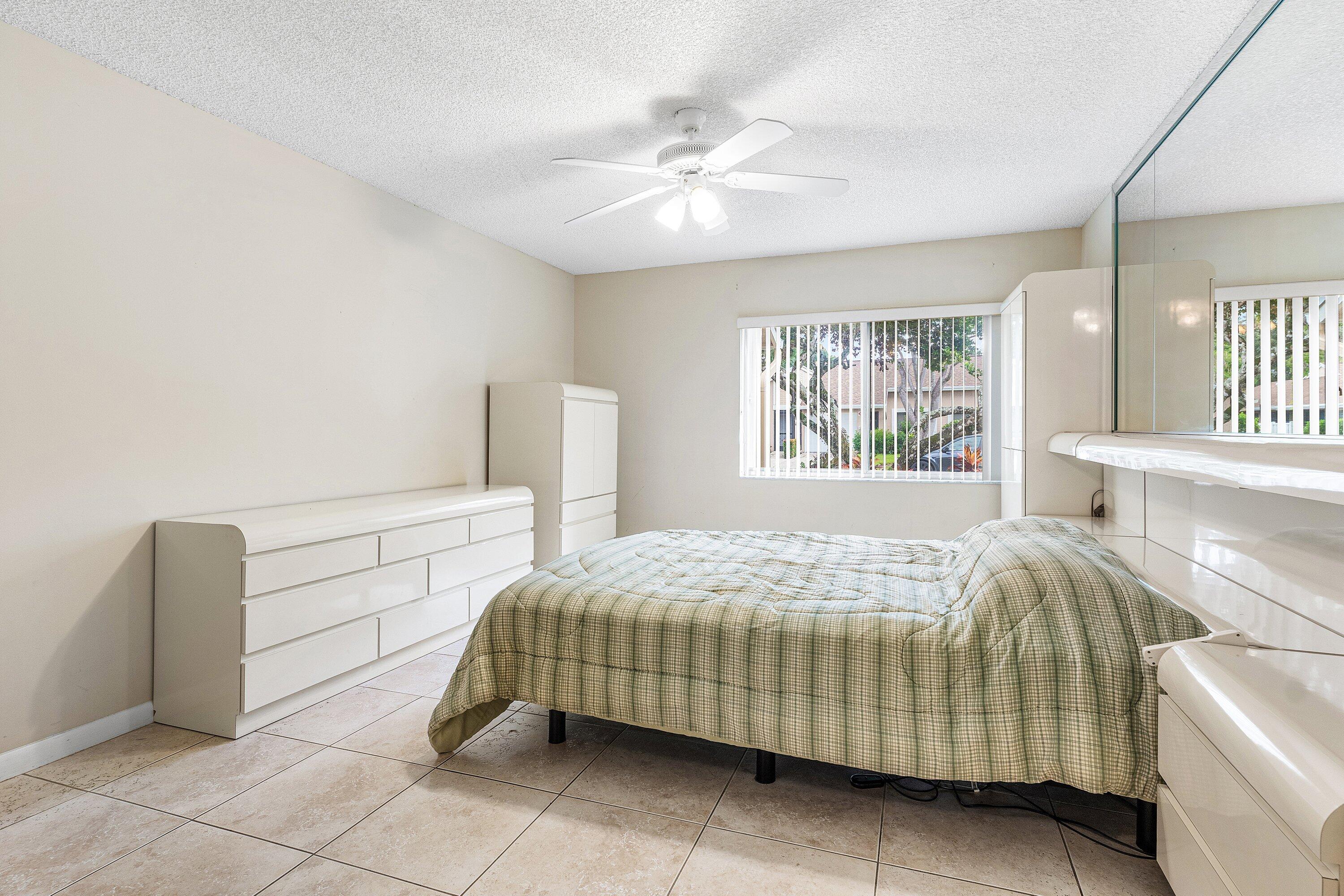 8077 Springtree Road Boca Raton, FL 33496 - Photo 17 of 35 PRIMARY BEDROOM