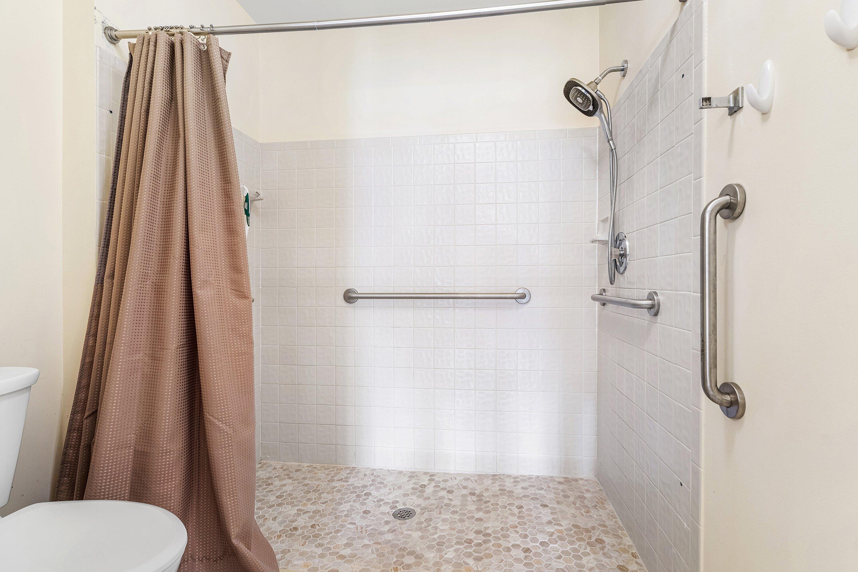 8077 Springtree Road Boca Raton, FL 33496 - Photo 19 of 35 PRIMARY SHOWER