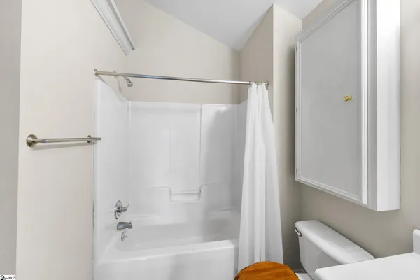 $1,800 | 112 West Park Avenue, Greenville, SC 29601